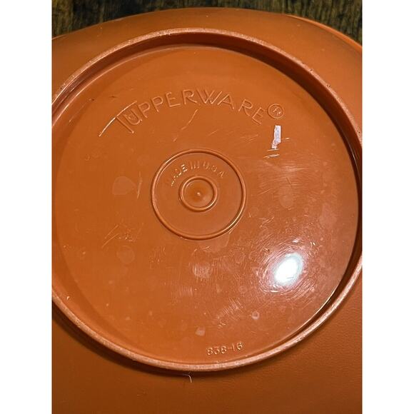 Tupperware Orange Tangerine Servalier Bowl LOT with Lids 838-16 & 840-6 - Picture 7 of 16